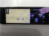 純正ナビを装備。タッチパネル式で使いやすく、お出かけもラクラクです。