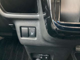 運転席シートヒータースイッチ