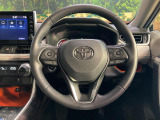 【純正革巻きステアリング】上質な革を使用することで、手にしっかり馴染みとても運転しやすいハンドルです♪