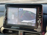 上から丸見えアラウンドビュー!車を真上から見下ろした様な映像を映し出すアラウンドビューモニター。これで車庫入れもラクラク。