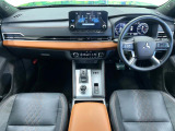 アウトランダー PHEV 2.4 P 4WD 