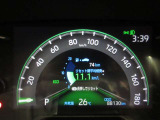 ディスプレイには運転に必要な様々な情報を表示します。