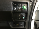 ETC付。高速道路の料金所はキャッシュレスで通過です。サービスエリア等にあるスマートインターの出入りも利用可能でとっても便利。ご納車後すぐにお使い頂けるようセットアップしてのお渡しとなります。