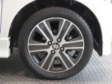 R5年式夏タイヤ165/55R15セイバーリング製です。