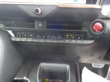 オートエアコン運転席・助手席シートヒーター付