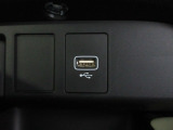 便利なUSBジャックも付いています。