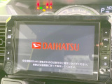 【純正8型ナビ】人気の大型8インチナビを装備。存在感のある大画面はインパクト大!ナビ利用時のマップ表示は見やすく、テレビやDVDは臨場感がアップ!いつものドライブがグッと楽しくなります♪