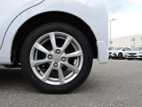 SUBARU 認定U-Carでは独自の厳しい基準を設けた「まごころクリーニング」を全車に実施。細かい汚れやニオイもケアした高品質なクルマをご提供します。