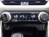 快適なドライブを楽しむための機能が装備されています!運転席から触れるので、使いやすいです!除菌プランいれていただくと、さらに清潔で安心していただけます!