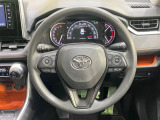 【ステアリングスイッチ】運転中、前方から目線をそらすことなく、オーディオ等の操作が可能な便利機能!安心&快適なドライブを演出してくれます♪