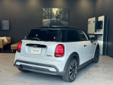かわいいテールのデザインはほかの車にはない魅力があります。ひと目で&ldquo;MINI&rdquo;とわかるデザインです。
