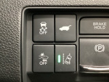 ホンダが推し進める総合先進安全装備のセンシング搭載! 衝突や斜線はみだしなどの危険が予測される時、センサーが警告。ヒューマンエラーを高度先進技術が補完してくれます。