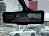 スマートルームミラーで定員乗車時や大きな荷物があっても後方視界が確保できます。