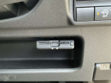 ここにETC付いております。高速道路の料金所もスイスイ♪ ETCカードの申し込みは日産カードがおすすめ!!!「安心」「おトク」「便利」で皆さまのカーライフをサポートする特典満載のカードです。
