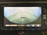 リアカメラ付で、後方をナビ画面で確認。車庫入れも安心です。もちろん、バックギアと連動しています。