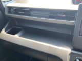 納車前には点検をし、状況に応じて部品交換などを致します。