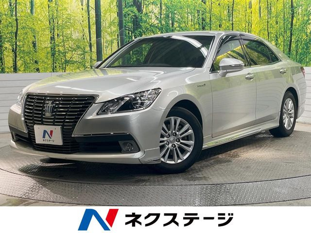 トヨタ クラウン 