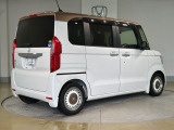 ご納車までの期間ですが、県内のお客様は1、2週間、県外のお客様は2、3週間ほどでご納車が可能となります。ただし、お支払いや書類の状況によっては多少の前後もありますので、その際には何卒ご了承下さい。
