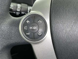 ステアリングスイッチ装備!運転しながら手元でオーディオの操作などができます。