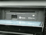 ナビゲーションのAV機能は、CDやDVDビデオ、Bluetoothオーディオなどを搭載しておりますので、車内がまるでコンサートホールのようにお楽しみ頂けます。
