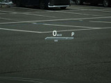 カラーヘッドアップディスプレイ付き。少ない視線移動で情報を確認できるので、運転の疲労軽減に繋がりますよ♪
