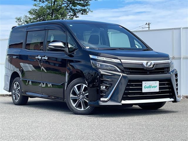ヴォクシー 2.0 ZS 煌II 4WD 修復歴無し
