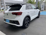 室内のコンデションも良好な認定中古車です。