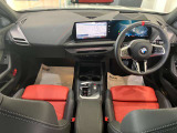 アウトバーンでの走行を見据えたBMWのブレーキシステムはもしもの時にもいち早くマシンを停止してくれます。