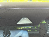 【ホンダセンシング】走行中に前方の車両等を認識し、衝突しそうな時は警報とブレーキで衝突回避と被害軽減をアシスト。より安全にドライブをお楽しみいただけます。