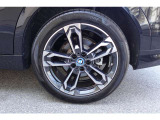 【BMWアロイホイル】軽量かつ強度に拘ったアロイホイル。走行性能ポテンシャルを引き出す設計。