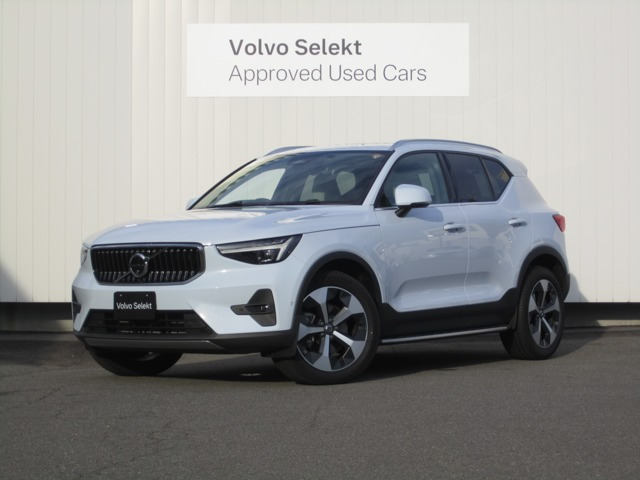 XC40 ウルトラ B4 AWD 4WD