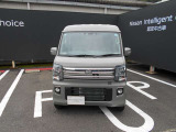 ヘッドライトの上向き下向きを自動で切り替えてくれます。対向車や前方の車にも迷惑をかけにくくなります。