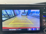 【バックカメラ(3モード)】視点を切り替えて後方を確認でき、駐車や車庫入れも安心です。