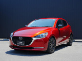 世界統一名称の『MAZDA2』となったコンパクト。「Be a Driver」のスローガンのもと、最適なドライビングポジションを提供できる室内空間と思い通りの走行性能を持った、クラスを超えたお車です!