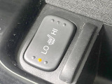 【シートヒーター】寒い日に重宝するシートヒーター!エアコンより早く温まってくれるので寒がりの人も安心ですね♪エアコンの温風は乾燥するから苦手、という方にもをおすすめです。