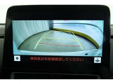 【バックガイドモニター】車庫入れの時に何かに接触しないかとヒヤヒヤしたことはありませんか?バックモニターがあればそのような不安はなくなります♪ガイド線付きで分かりやすく、夜間でもよく見えます!