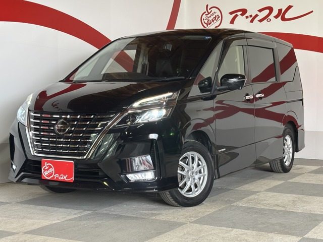 セレナ 2.0 ハイウェイスターV 4WD 