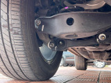 お車を安心してお乗りいただく為には、足回りの定期点検が欠かせません。サービスサポート(有償保証)では無料点検もご提供しており、安心のカーライフをお過ごしいただけるサポート体制が整っています。