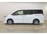 禁煙車。シートの汚れも、傷もほとんど気になりません