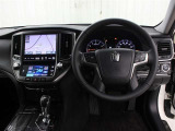 運転席廻りです。