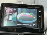 アラウンドビューモニターは、車両の周囲を360度見渡せるカメラシステムです。駐車時の死角をなくし、安全な運転をサポートします。駐車時の死角をなくして、安心・安全な運転を実現できます。