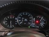 見やすいスピードメーター!運転に集中できます♪