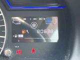 メーター内のディスプレイには運転をサポートするさまざまな情報を表示。