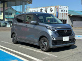 【車検・点検もおまかせください】 お買い上げ頂いたお車の整備も当社工場で行います。ディーラー基準の安心な整備でお客様の車検・点検もサポートします。