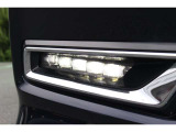 LEDフォグライト搭載で足元の明るさを確保いたします・