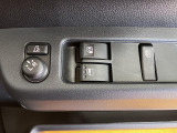 電動格納ミラー、パワーウインドウ
