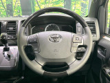 【純正革巻きステアリング】上質な革を使用することで、手にしっかり馴染みとても運転しやすいハンドルです♪