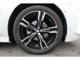 【BMWアロイホイル】軽量かつ強度に拘ったアロイホイル。走行性能ポテンシャルを引き出す設計。
