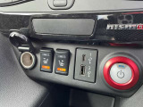 前席シートヒーター・USB接続口も有ります