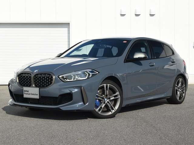 1シリーズ M135i xドライブ 4WD 